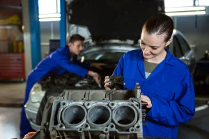 mechanic diesel engine